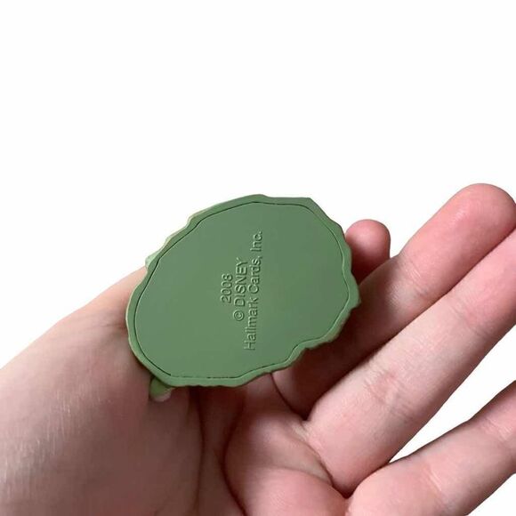 Hallmark Keepsake Ornament - Tinker Bell & Friend Christmas 2008 - Picture 4 of 5